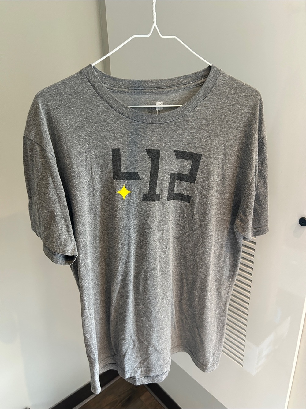 Pittsburgh 412 Graphic Tee